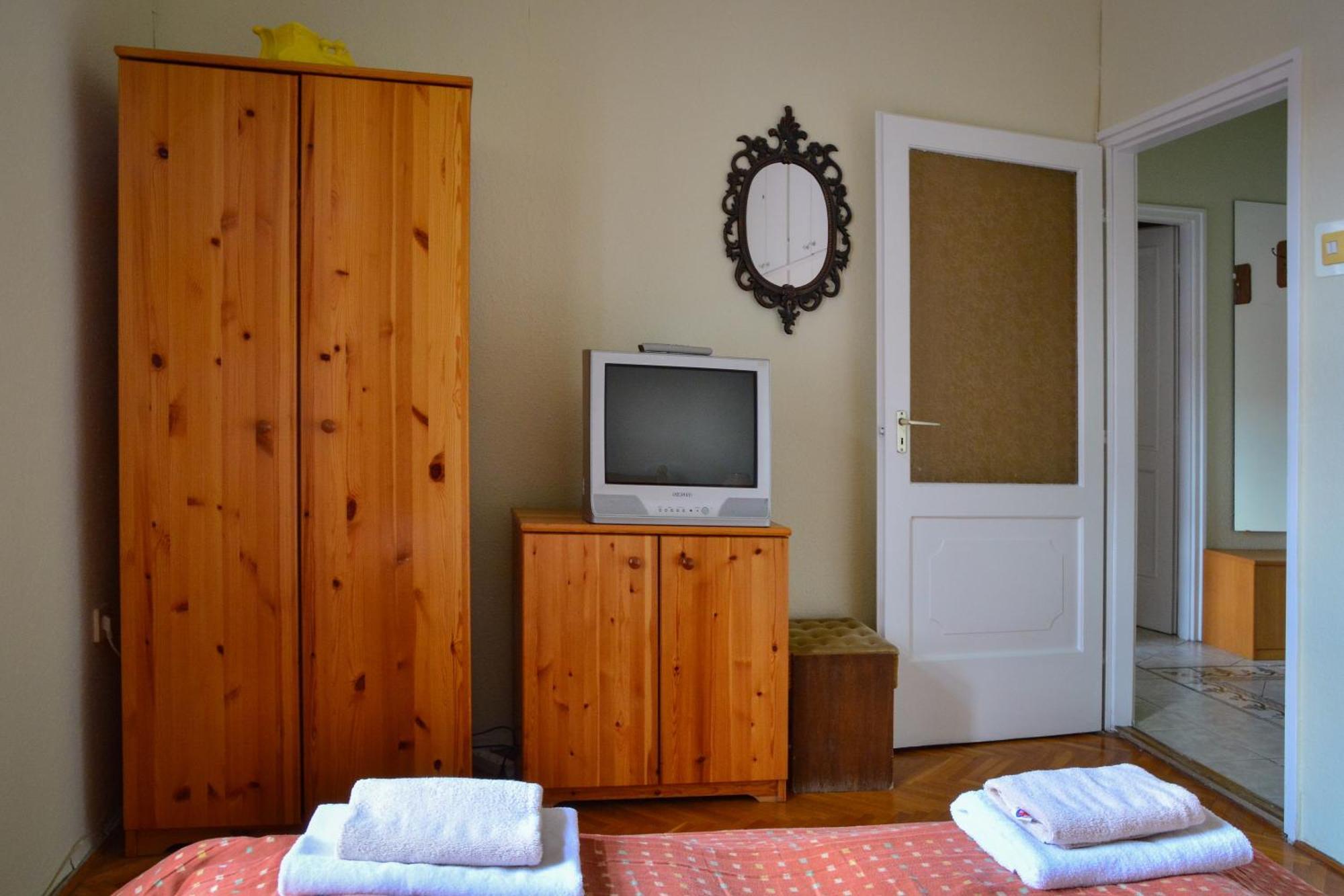 Afrodite Apartmanok เอ็กเกอร์ ภายนอก รูปภาพ