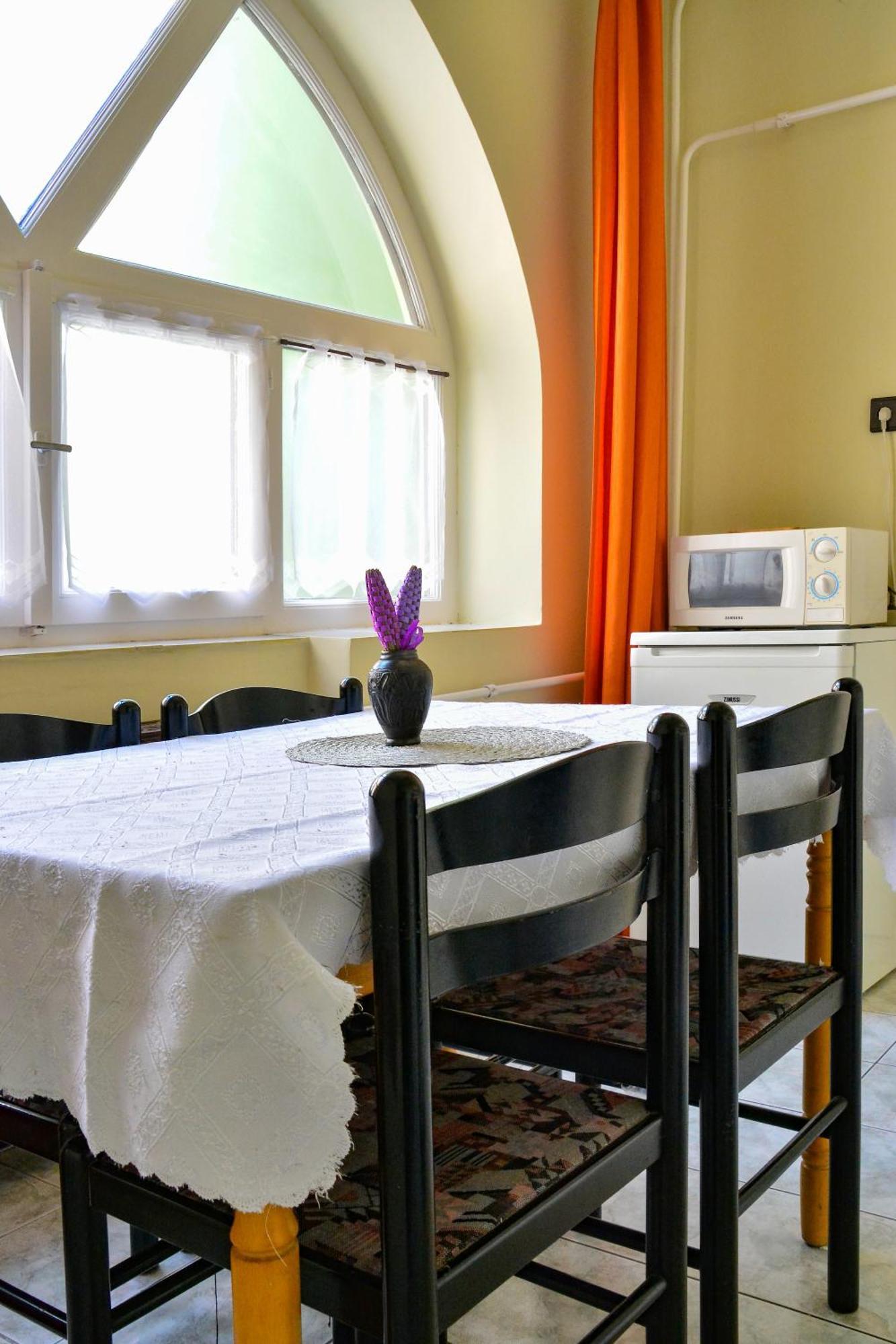 Afrodite Apartmanok เอ็กเกอร์ ภายนอก รูปภาพ